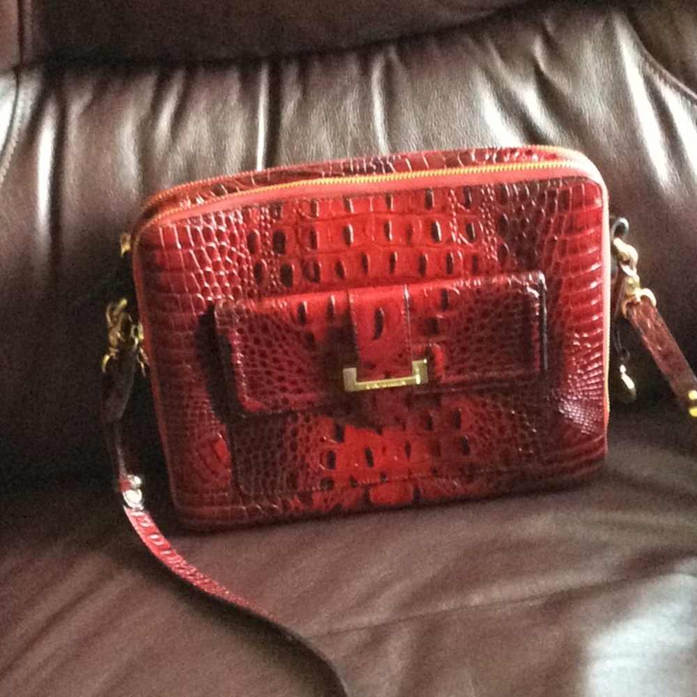 Lady Brahmin burgundy shoulder bag